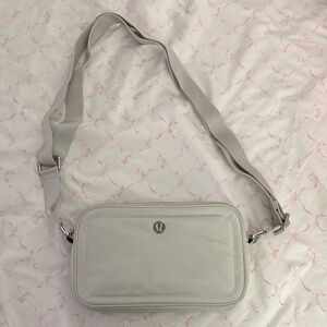 Lululemon purse